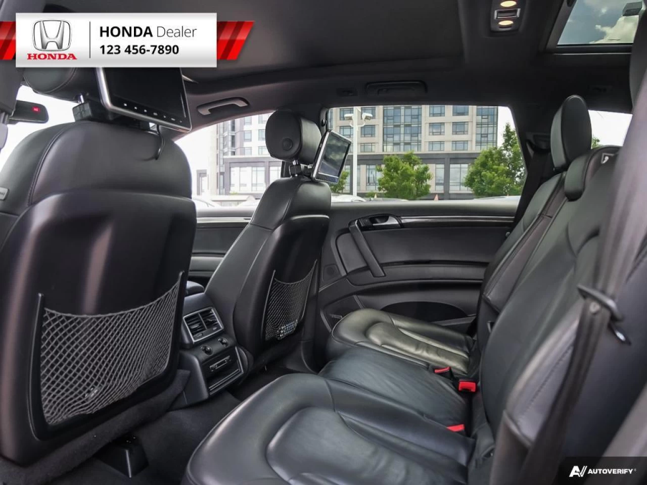 2015 Audi Q7 3.0L TDI Vorsprung Quattro Main Image