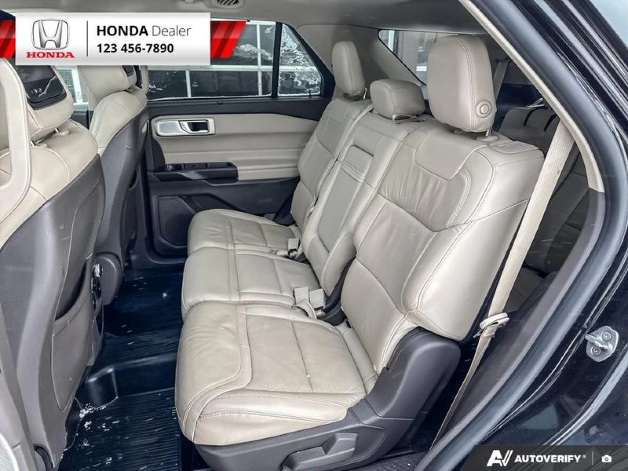 2020 Ford Explorer Platinum Main Image