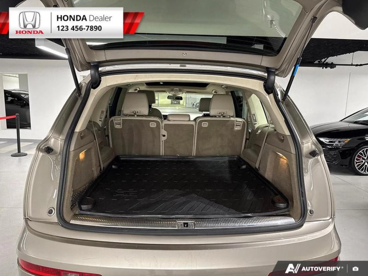 2015 Audi Q7 3.0T Sport Quattro Main Image