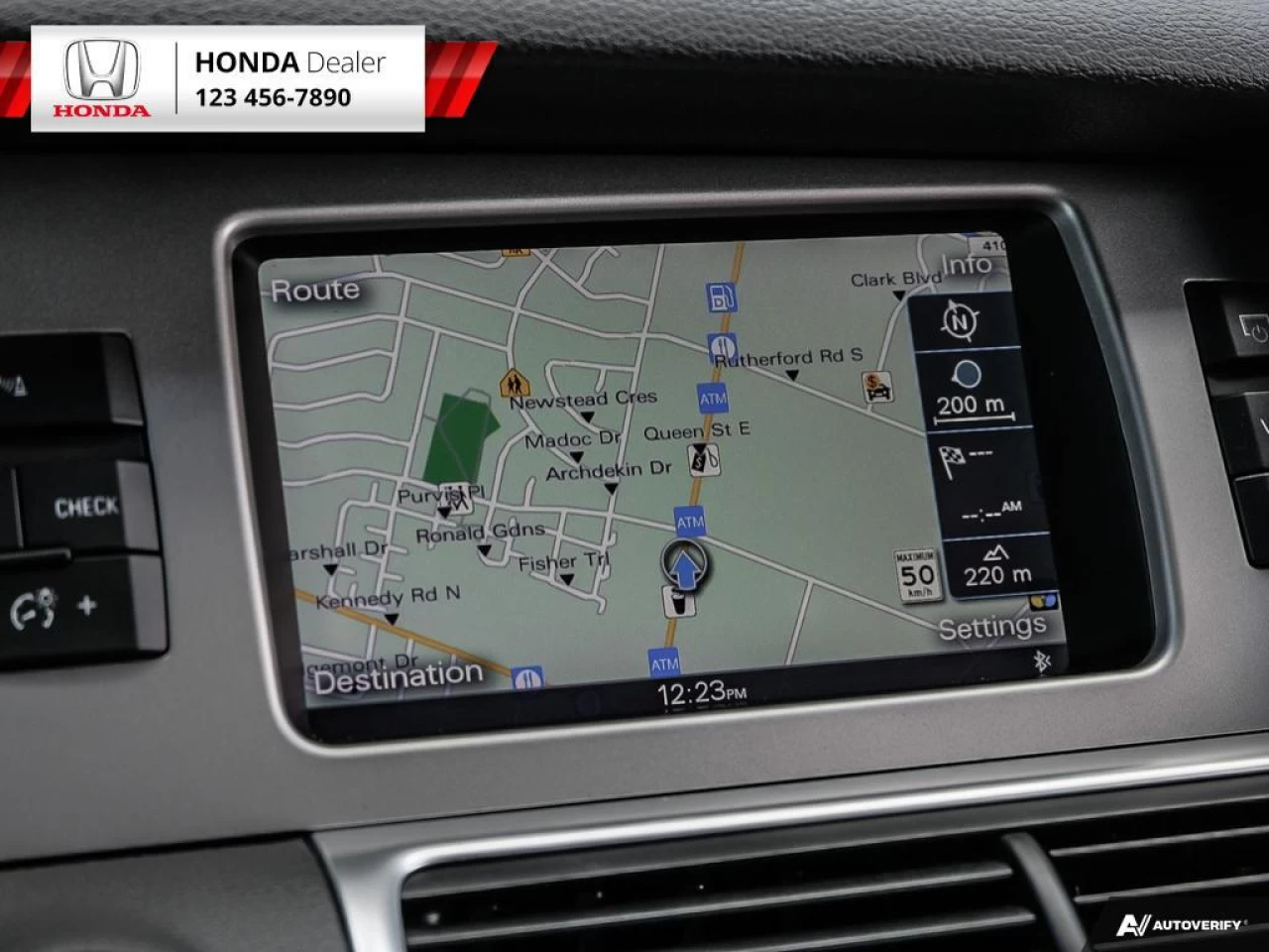 2015 Audi Q7 3.0L TDI Vorsprung Quattro Main Image