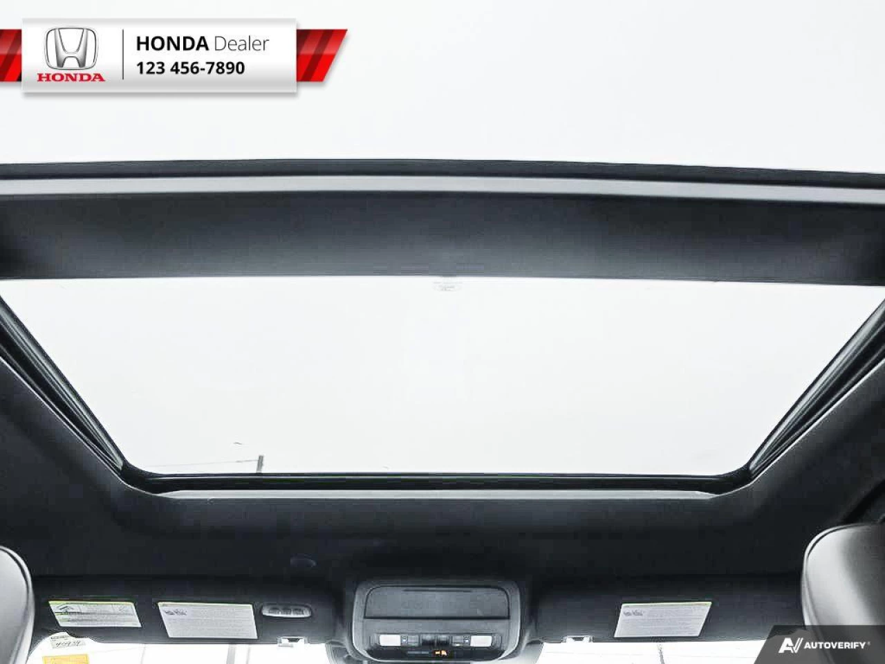 2020 Ford Explorer Platinum Main Image