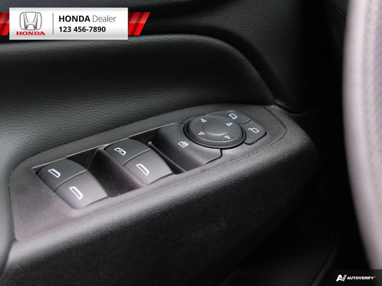 2019 Chevrolet Equinox LT Main Image