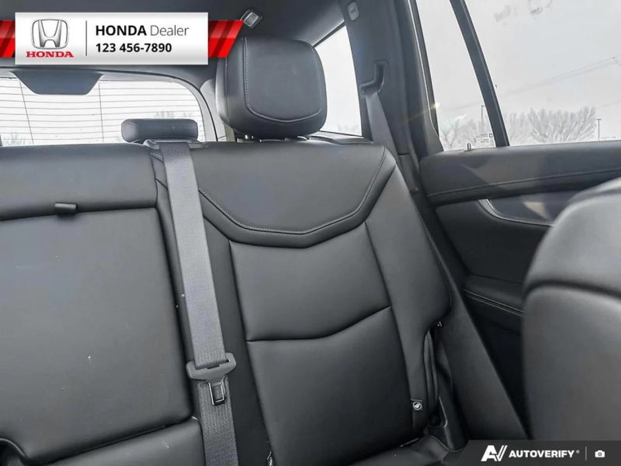 2022 Cadillac XT6 Luxury Main Image