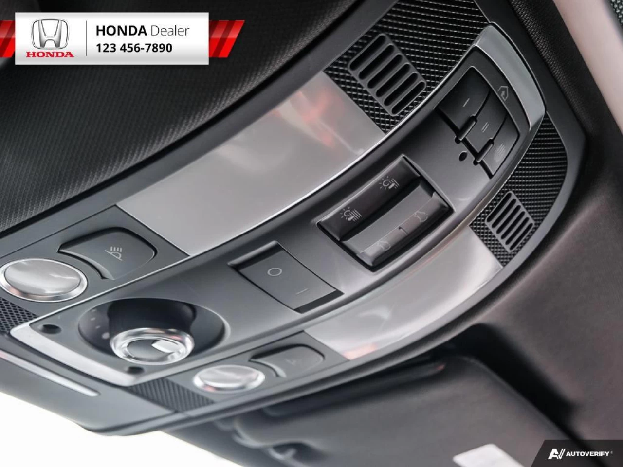 2015 Audi Q7 3.0L TDI Vorsprung Quattro Main Image