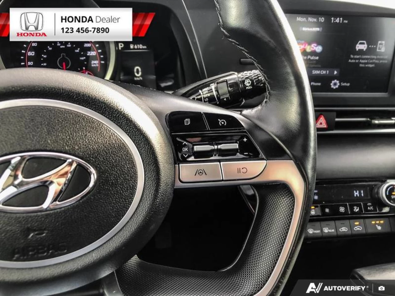 2022 Hyundai Elantra Preferred Main Image
