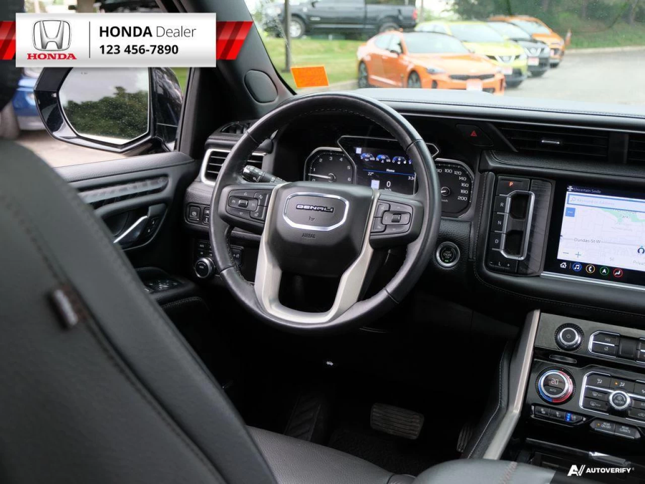 2021 GMC Yukon Denali Main Image