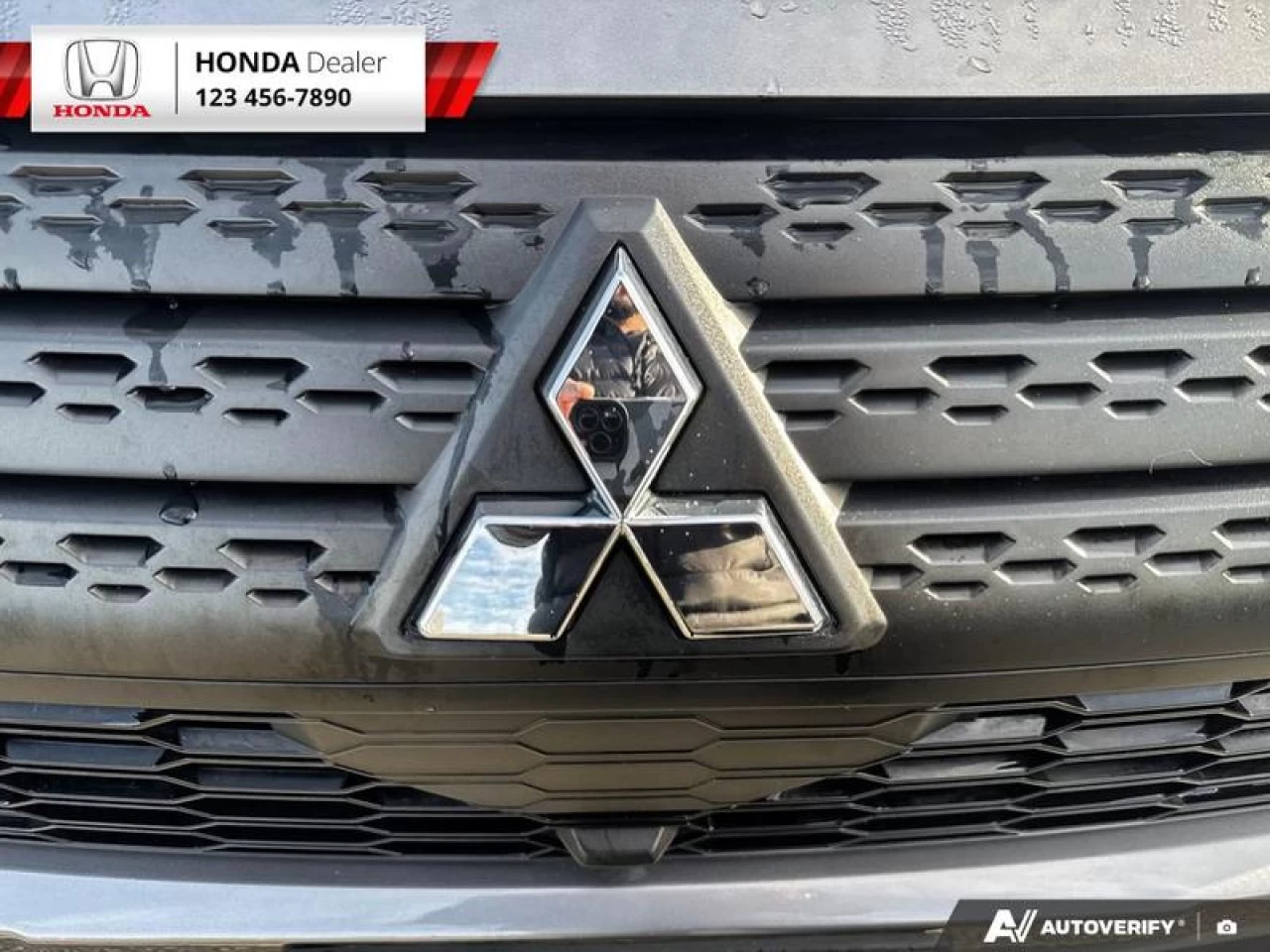 2022 Mitsubishi Eclipse Cross ES Main Image