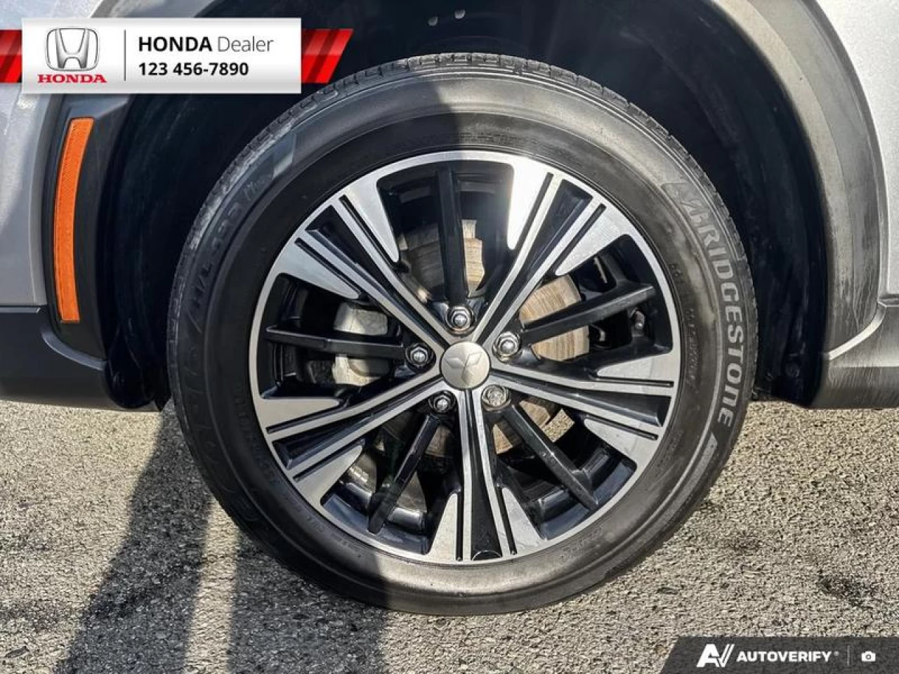 2022 Mitsubishi Eclipse Cross ES Main Image