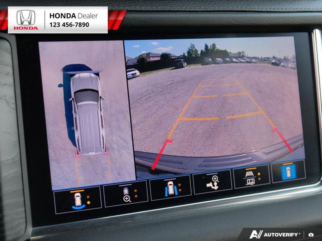 2021 GMC Yukon Denali Main Image