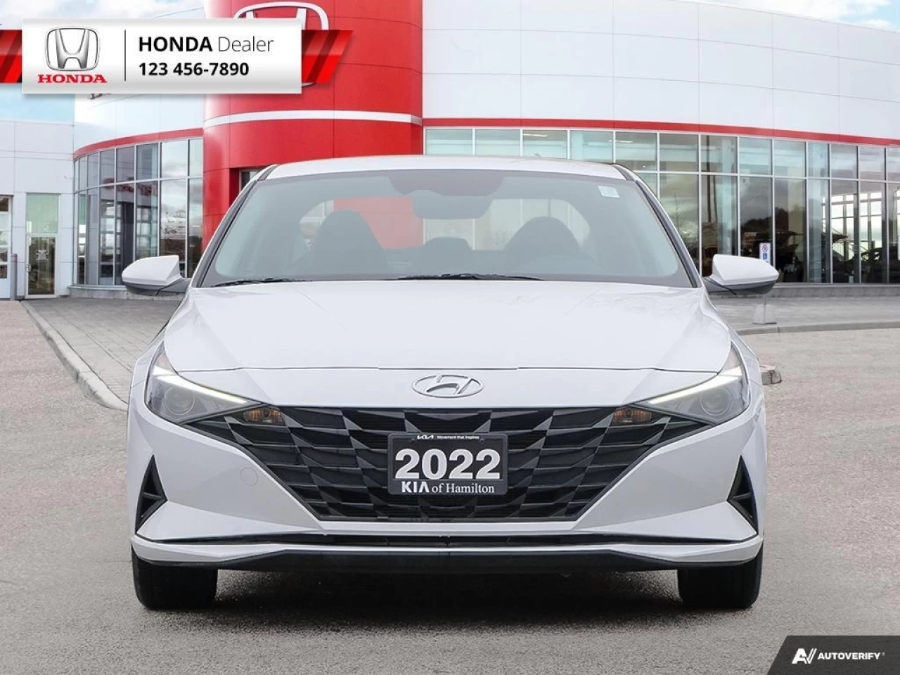 2022 Hyundai Elantra Preferred Main Image