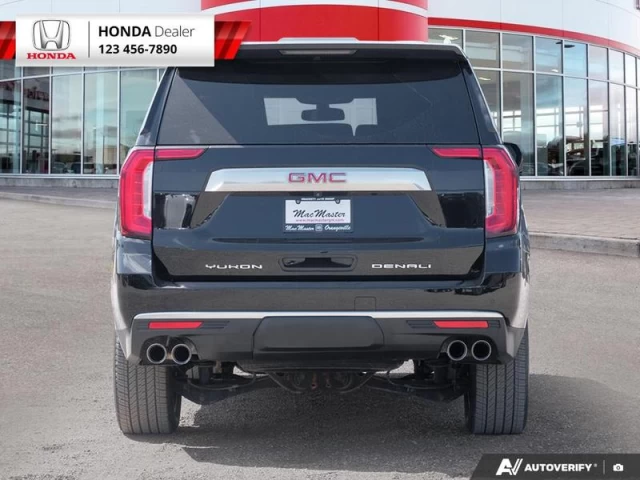 GMC Yukon Denali 2021