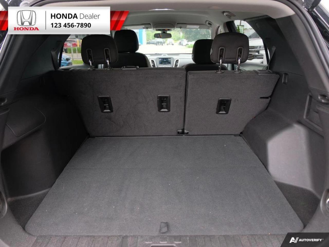 2019 Chevrolet Equinox LT Main Image