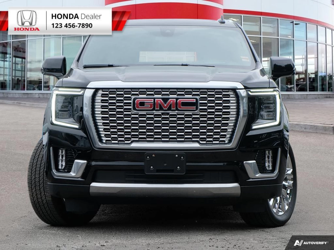 2021 GMC Yukon Denali Main Image