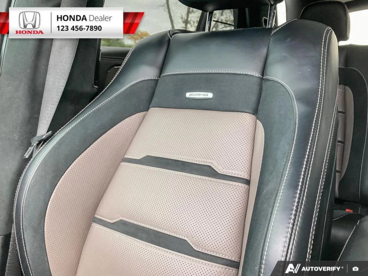 2021 Mercedes-Benz GLE 450 4MATIC Main Image