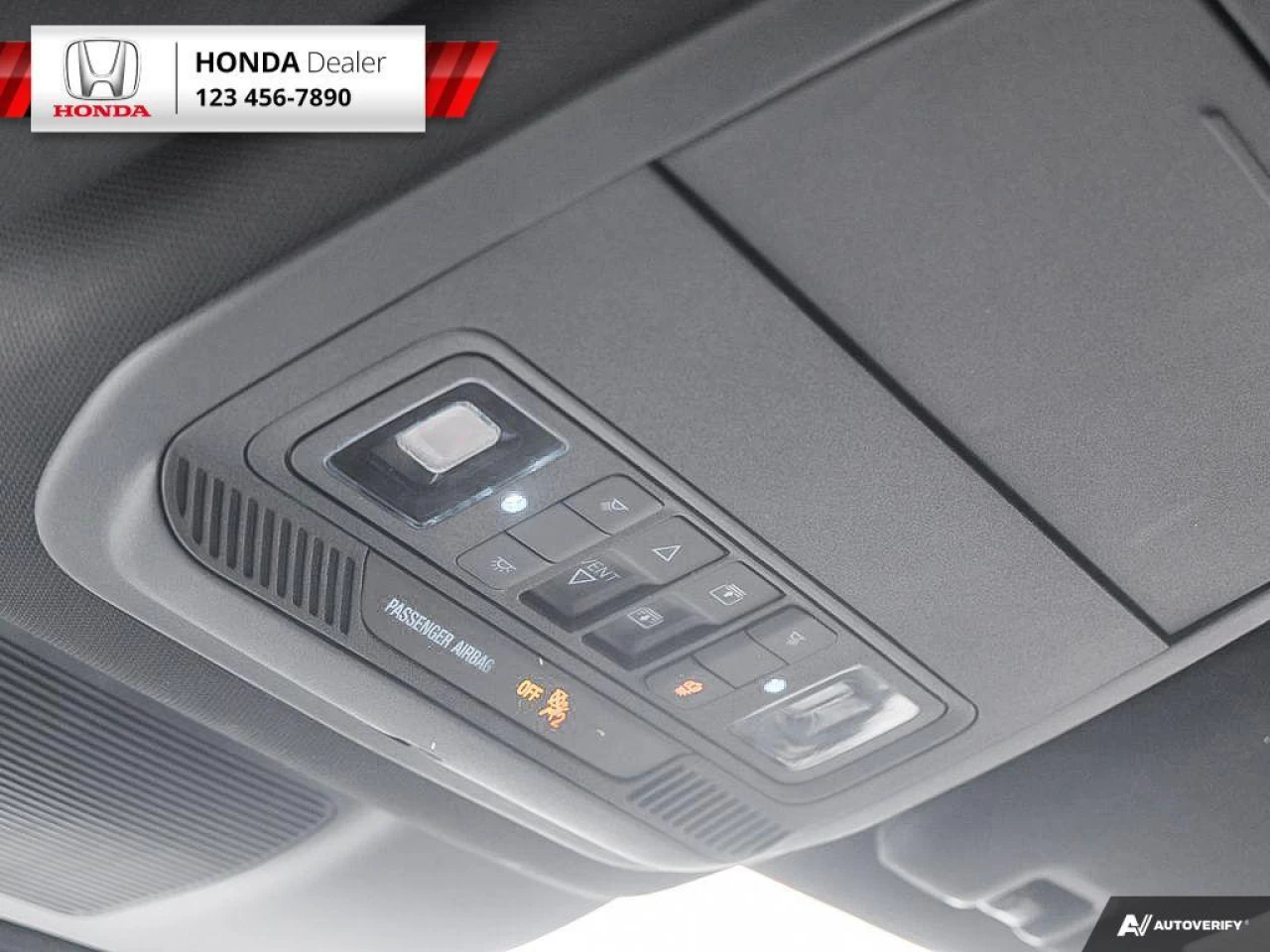 2020 Ford Explorer Platinum Main Image