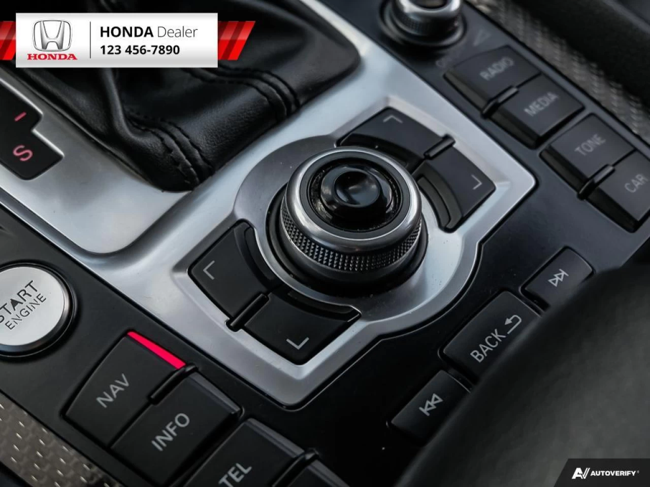 2015 Audi Q7 3.0L TDI Vorsprung Quattro Main Image