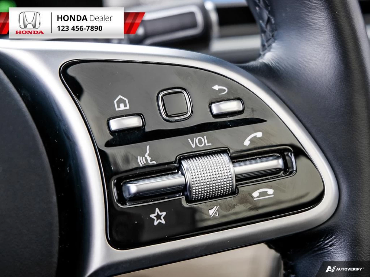 2021 Mercedes-Benz GLE 450 4MATIC Main Image