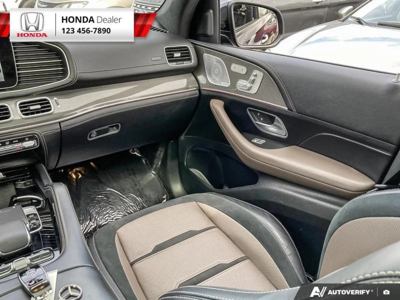 2021 Mercedes-Benz GLE 450 4MATIC Main Image
