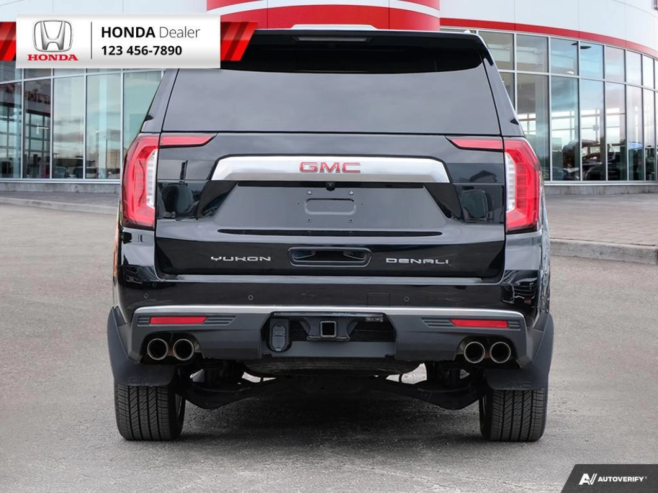 2021 GMC Yukon Denali Main Image