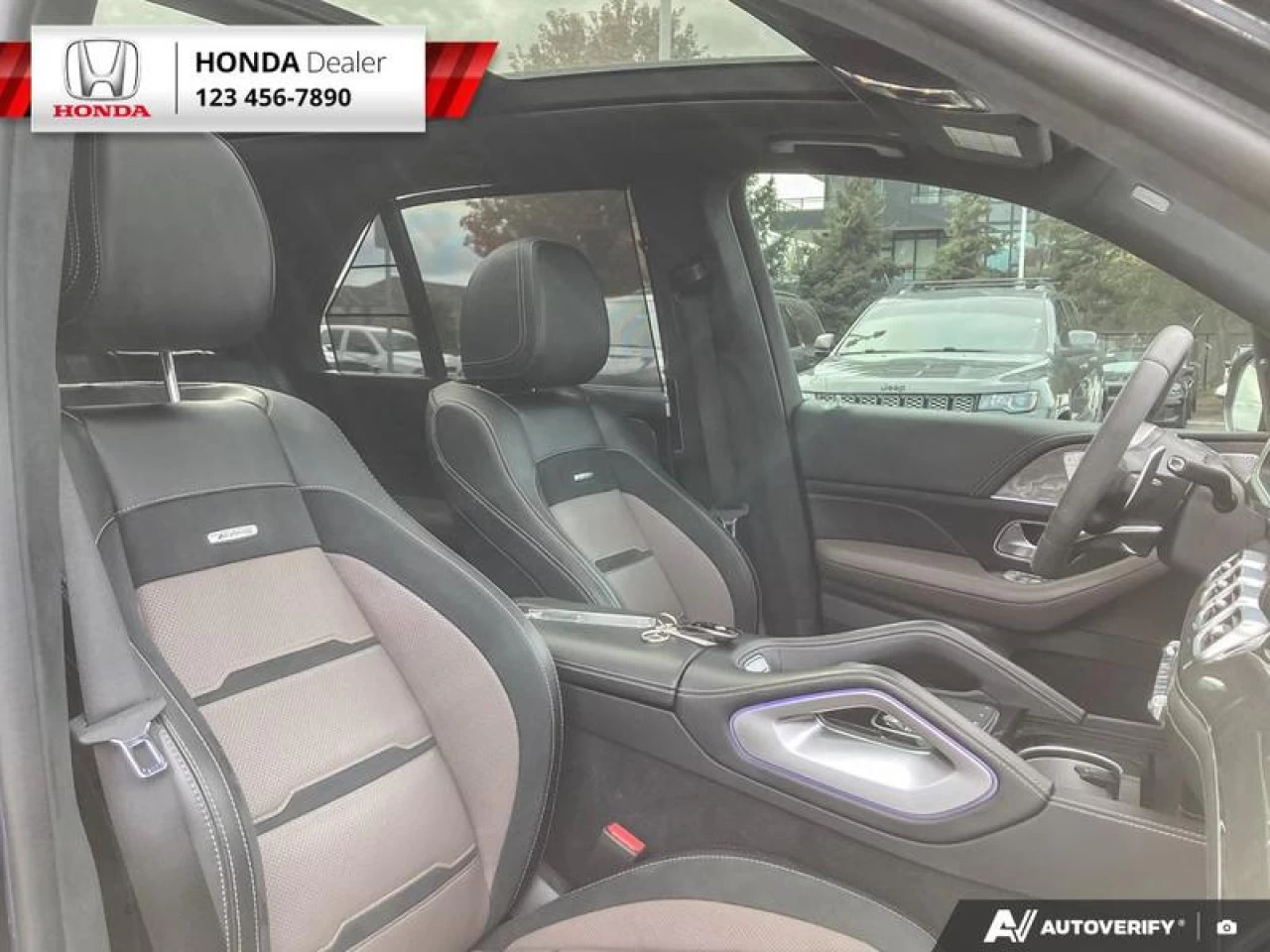 2021 Mercedes-Benz GLE 450 4MATIC Main Image