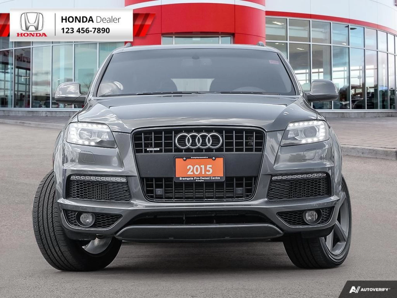 2015 Audi Q7 3.0L TDI Vorsprung Quattro Main Image