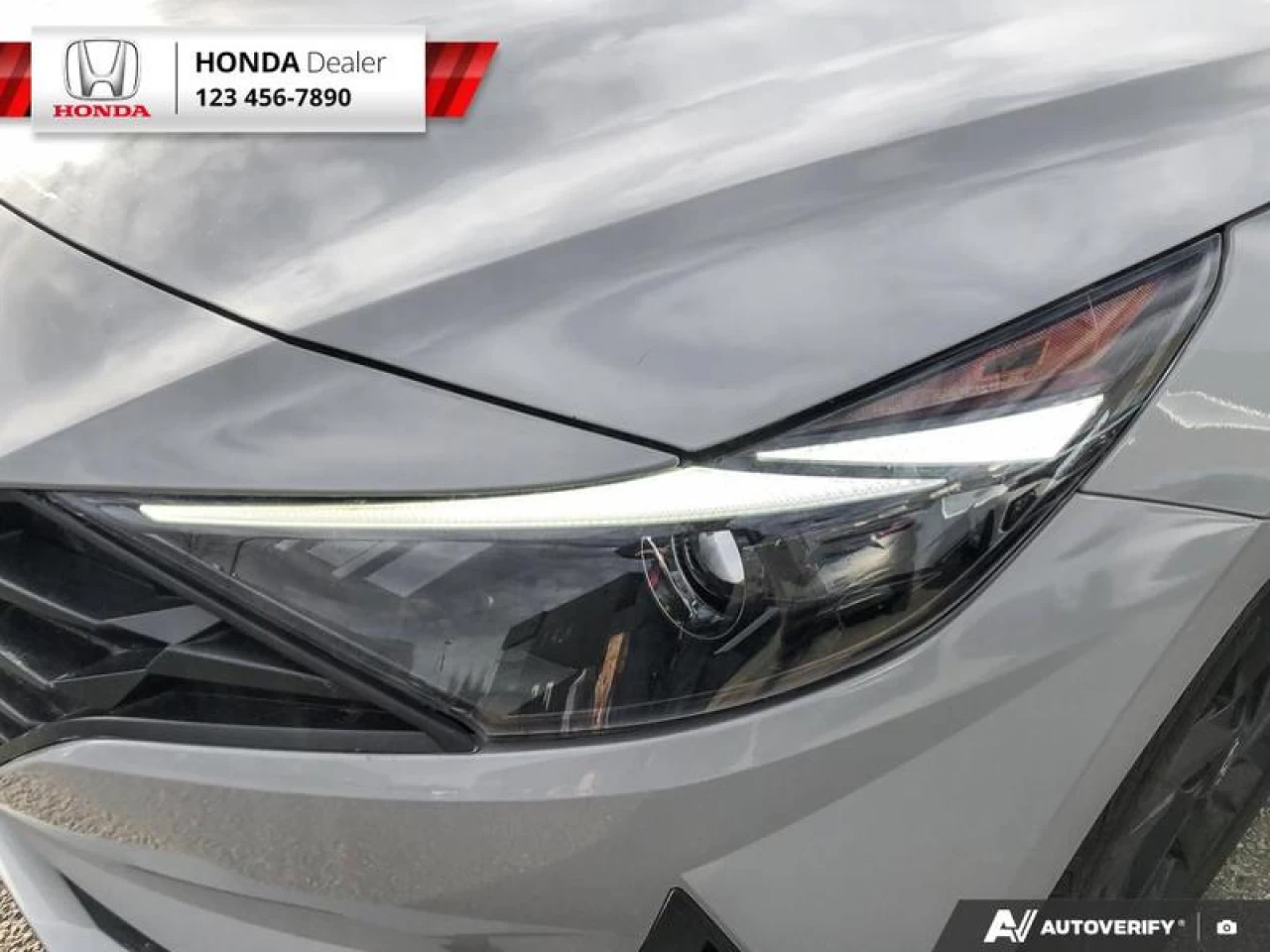 2022 Hyundai Elantra Preferred Main Image
