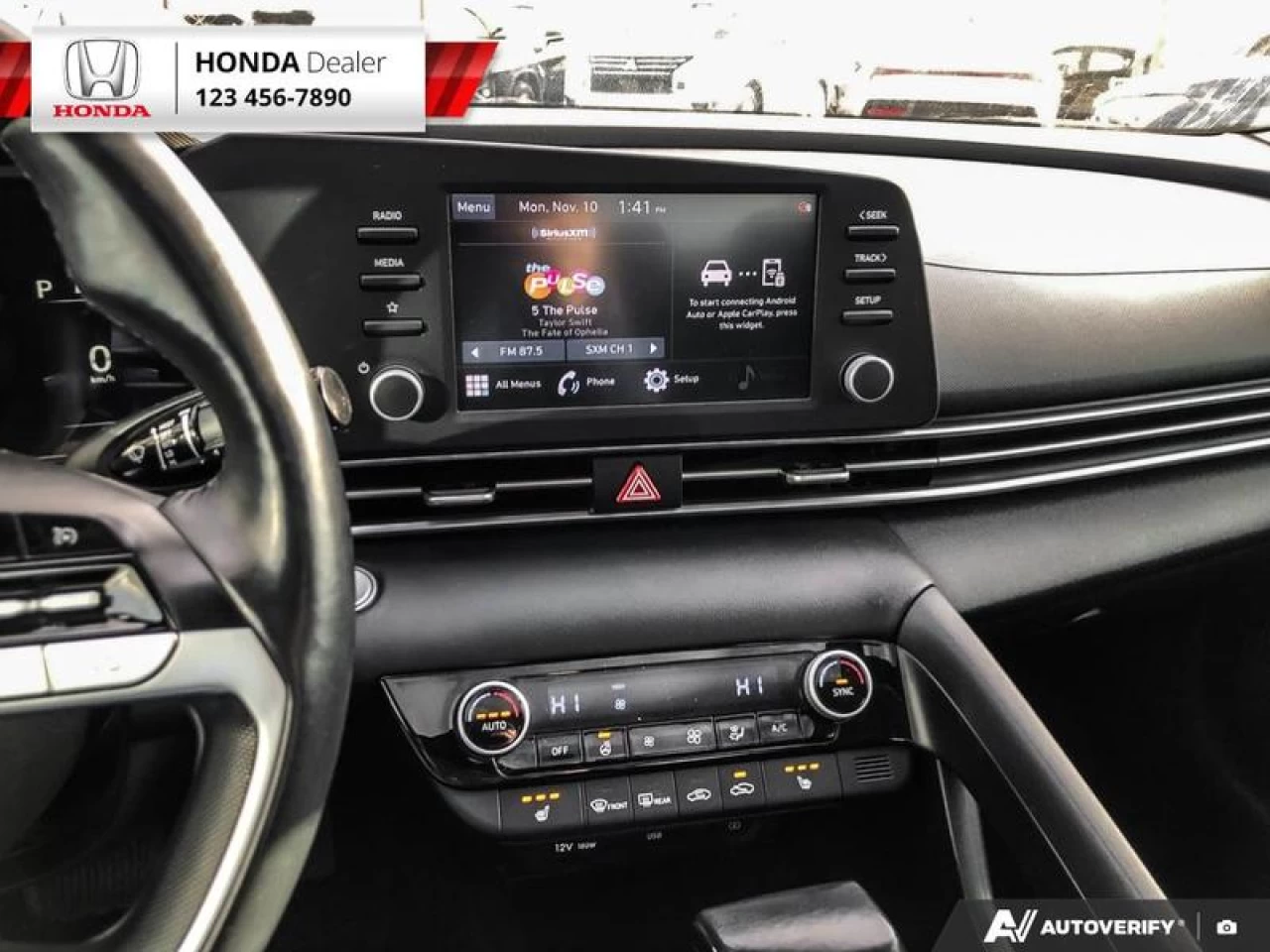 2022 Hyundai Elantra Preferred Main Image