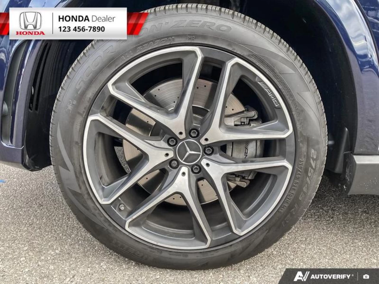 2021 Mercedes-Benz GLE 450 4MATIC Main Image