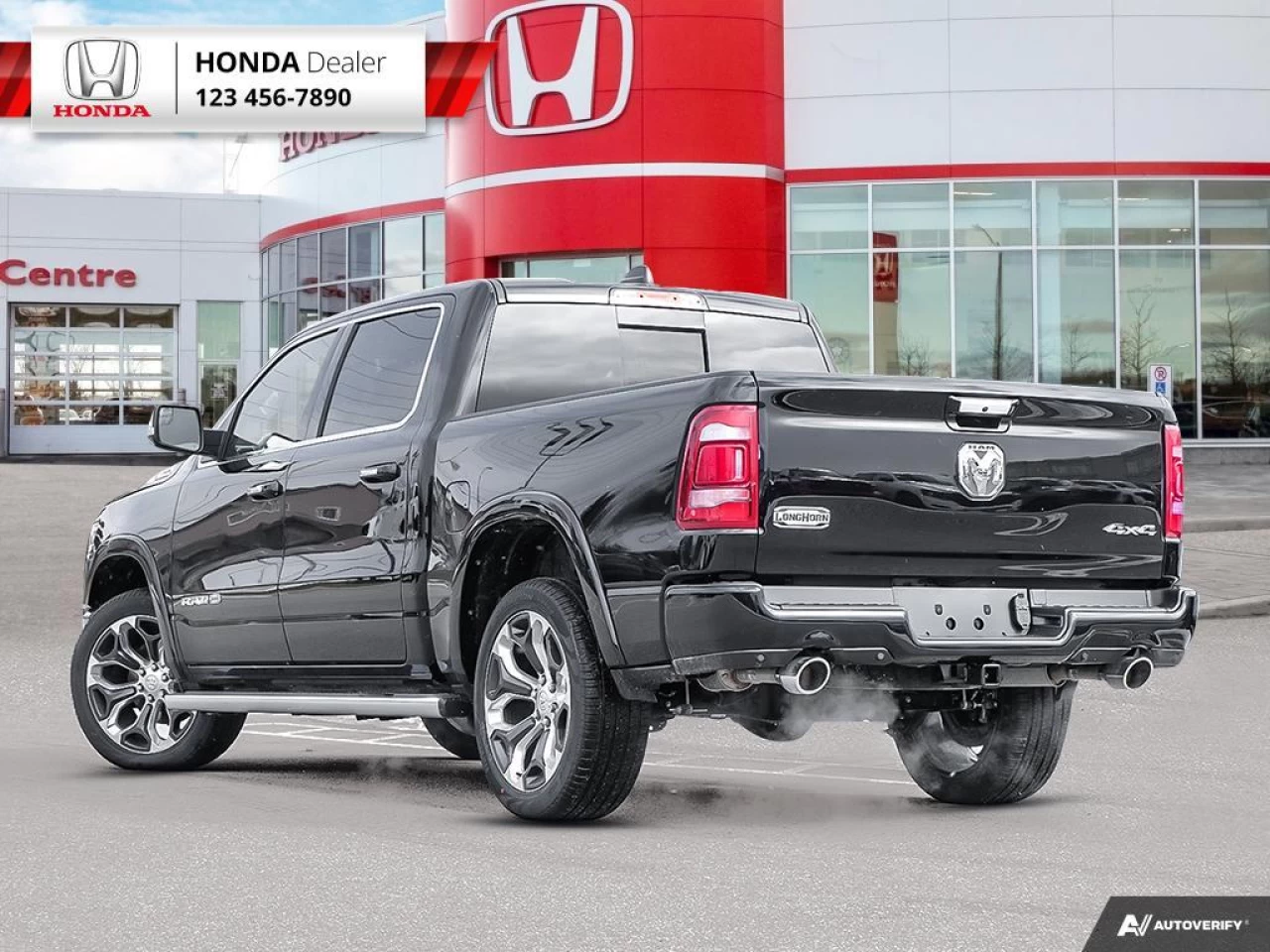 2022 Ram 1500 Longhorn Main Image