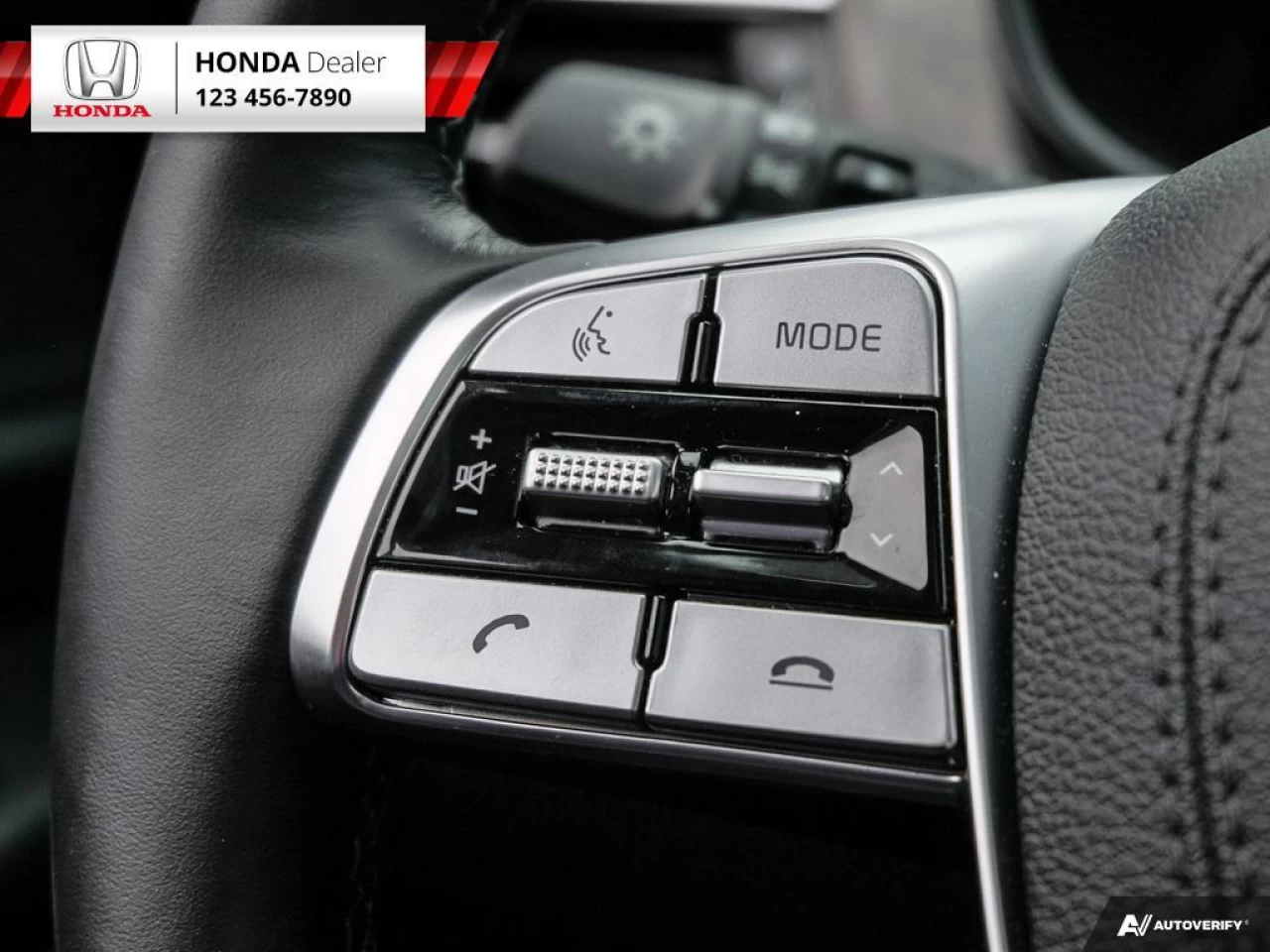 2022 Kia Telluride SX Main Image