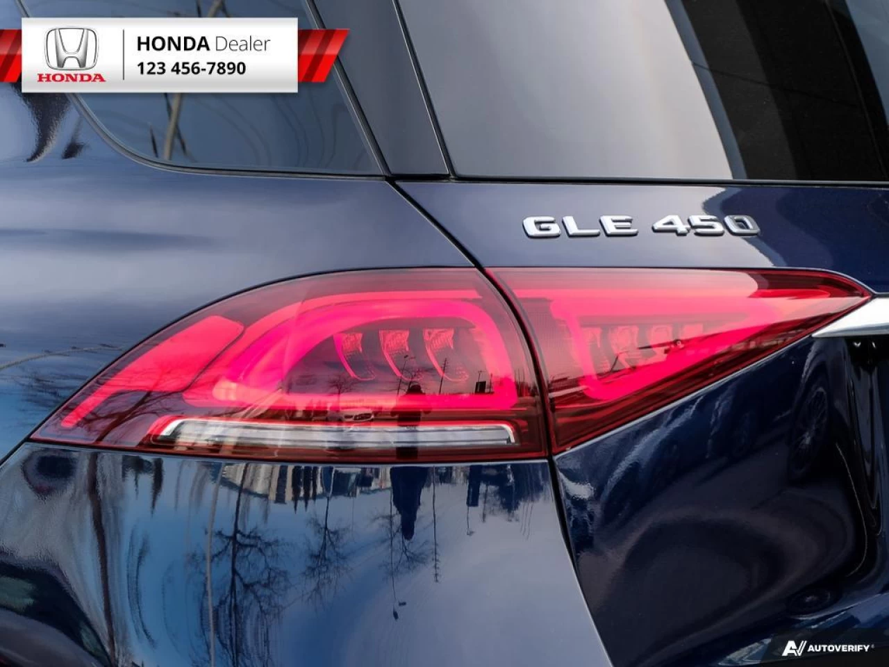 2021 Mercedes-Benz GLE 450 4MATIC Main Image