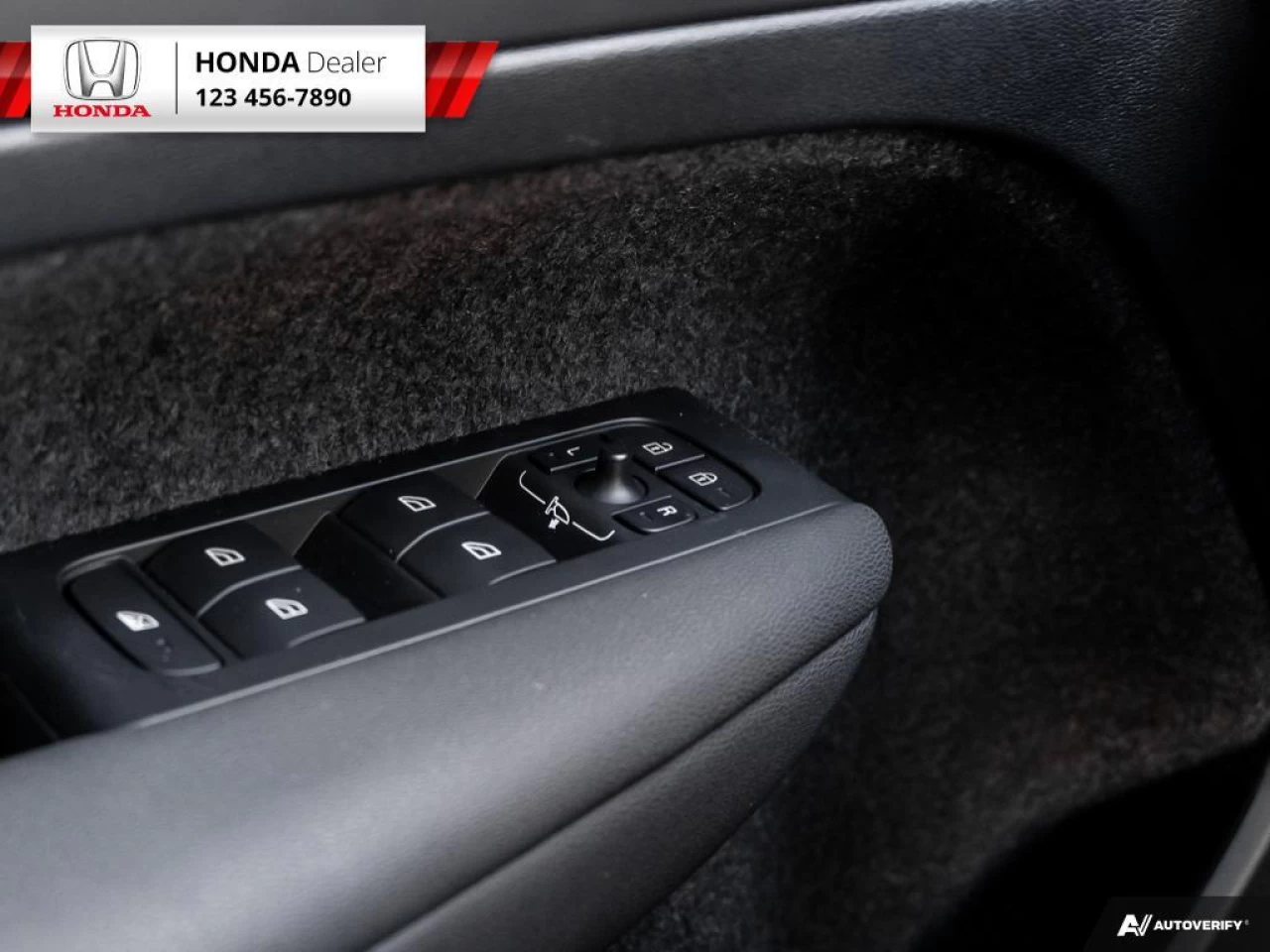 2022 Volvo XC40 T5 Inscription Main Image