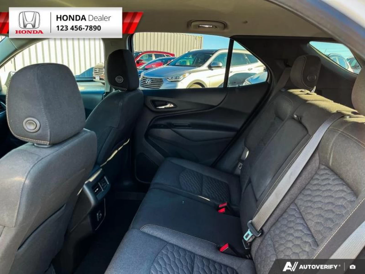 2019 Chevrolet Equinox LT Main Image