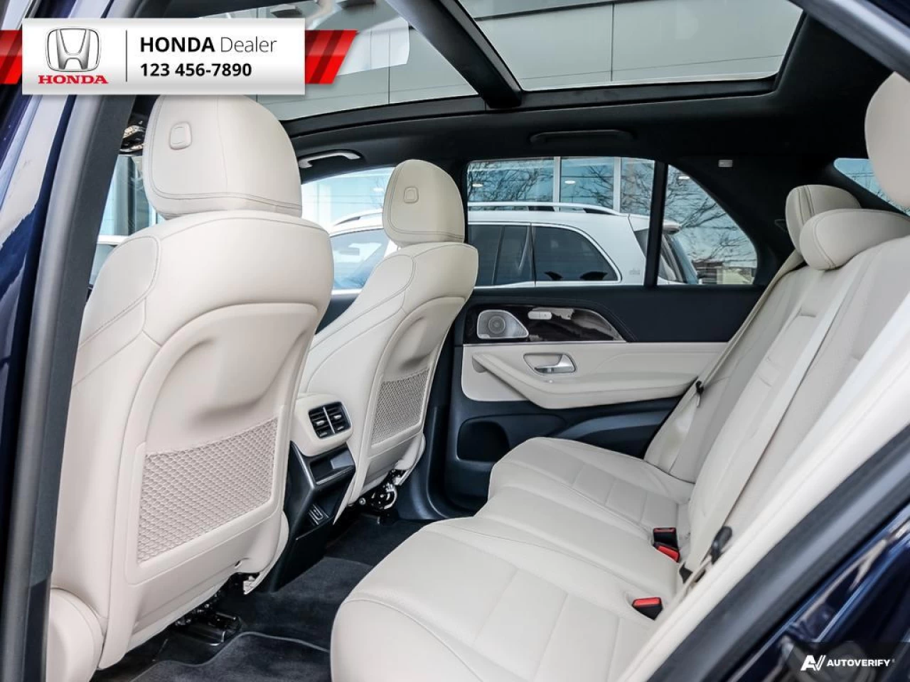 2021 Mercedes-Benz GLE 450 4MATIC Main Image