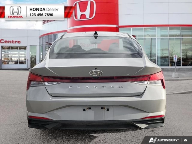 Hyundai Elantra Preferred 2022