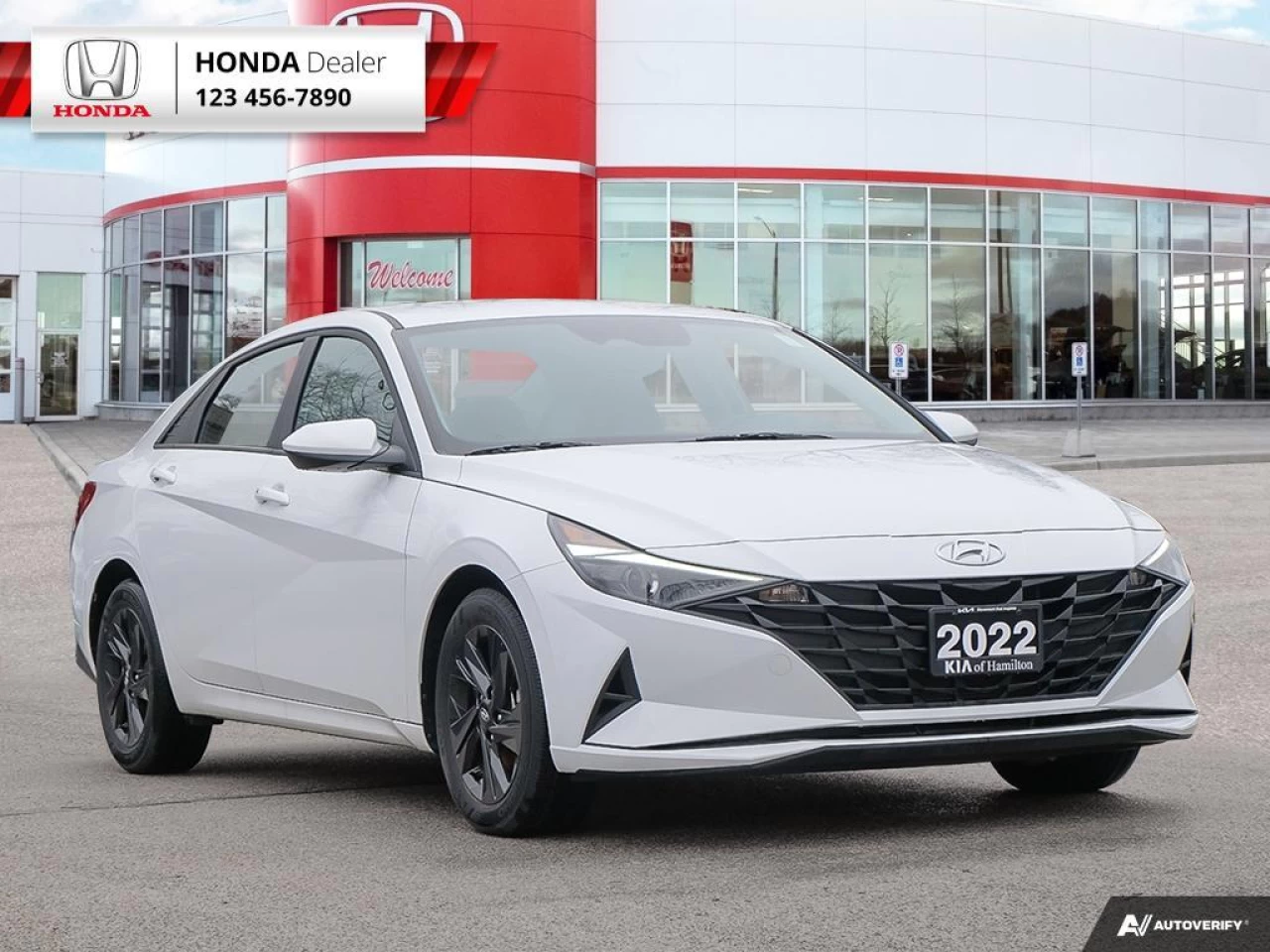 2022 Hyundai Elantra Preferred Main Image