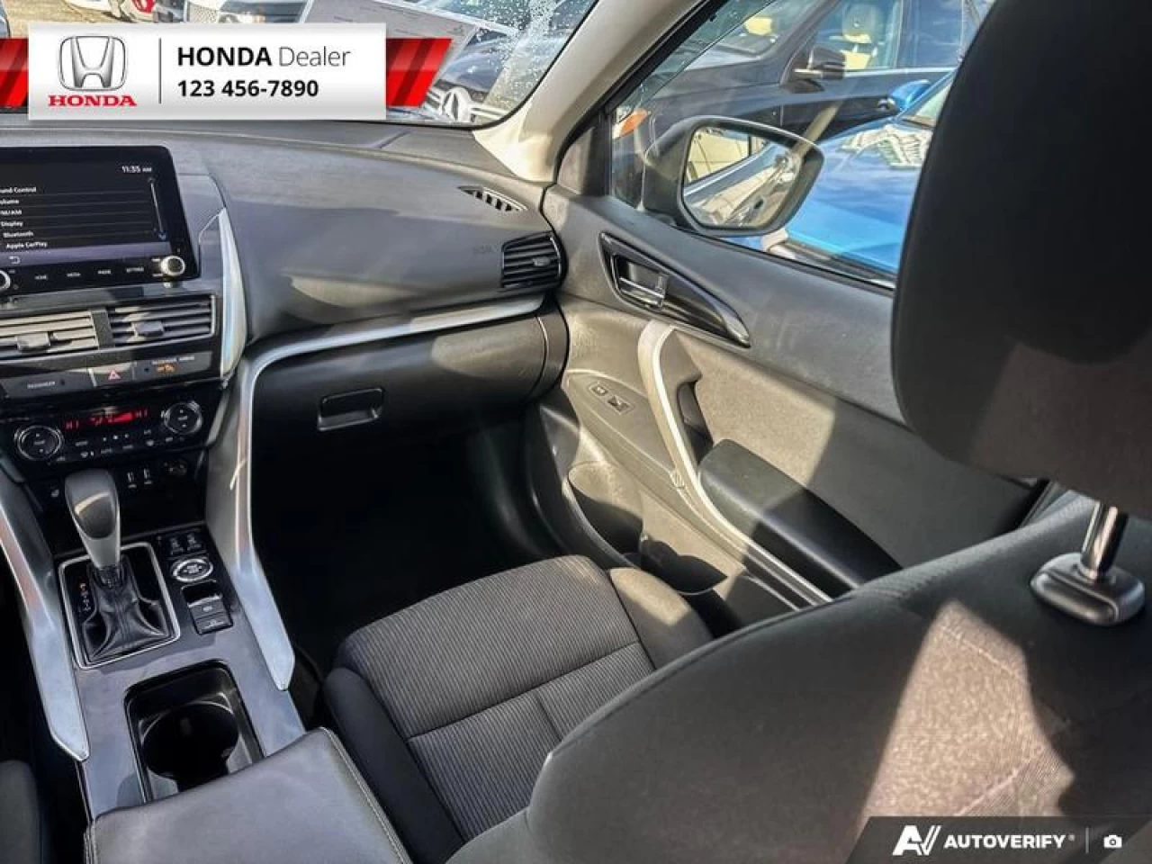 2022 Mitsubishi Eclipse Cross ES Main Image