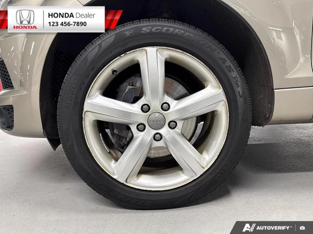 2015 Audi Q7 3.0T Sport Quattro Main Image