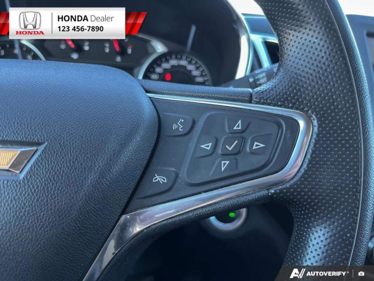 2019 Chevrolet Equinox LT Main Image