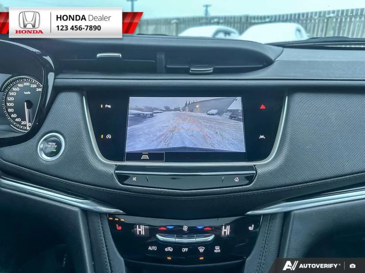 2022 Cadillac XT6 Luxury Main Image