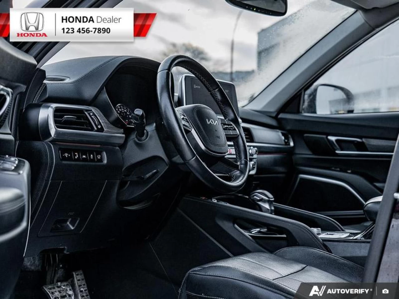 2022 Kia Telluride SX Main Image