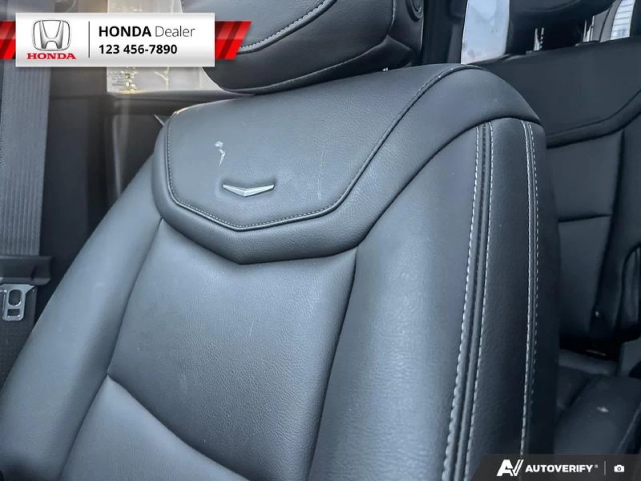 2022 Cadillac XT6 Luxury Main Image