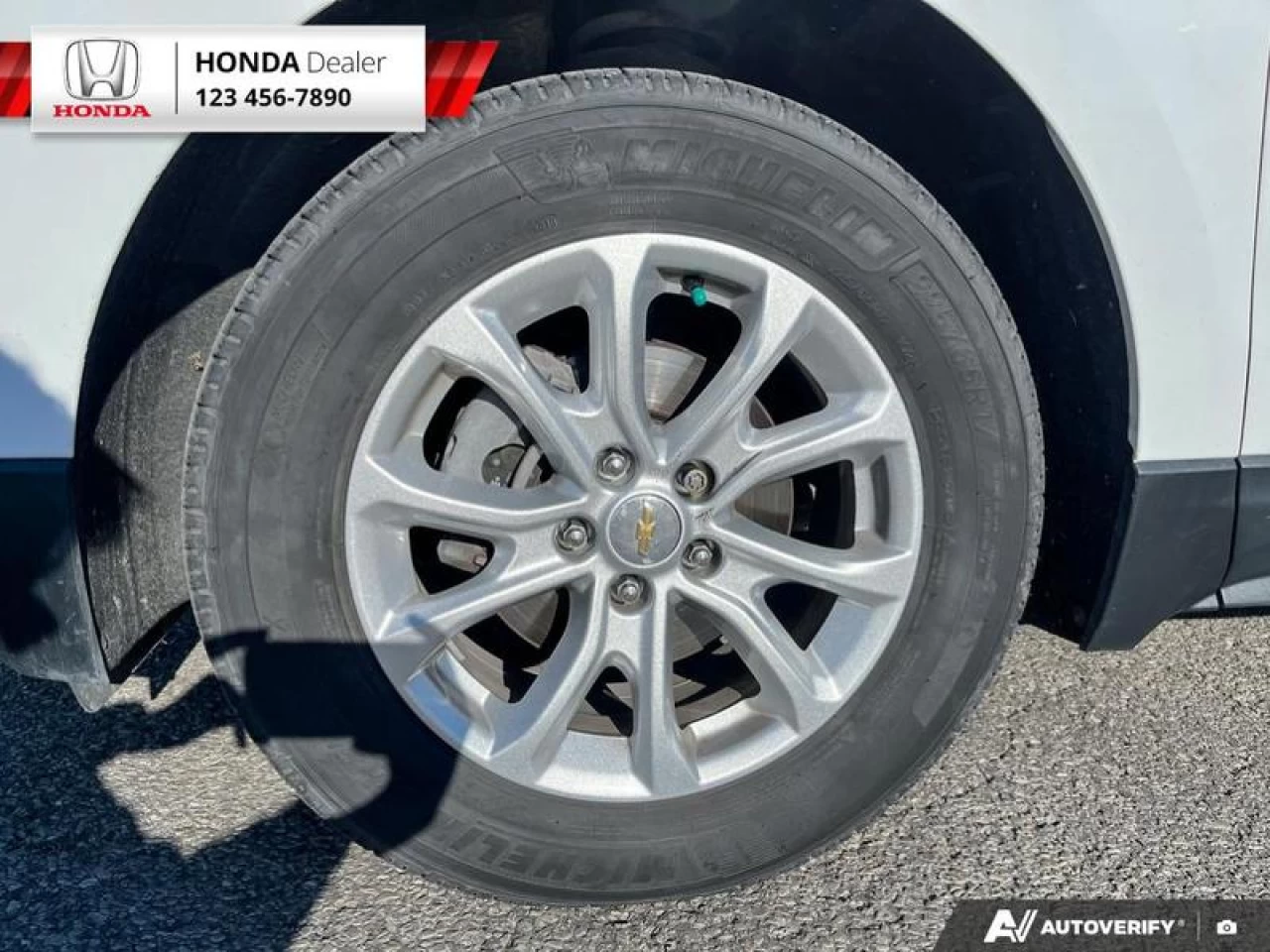 2019 Chevrolet Equinox LT Main Image