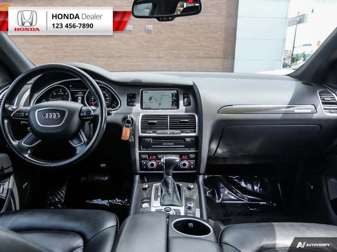 2015 Audi Q7 3.0L TDI Vorsprung Quattro Main Image