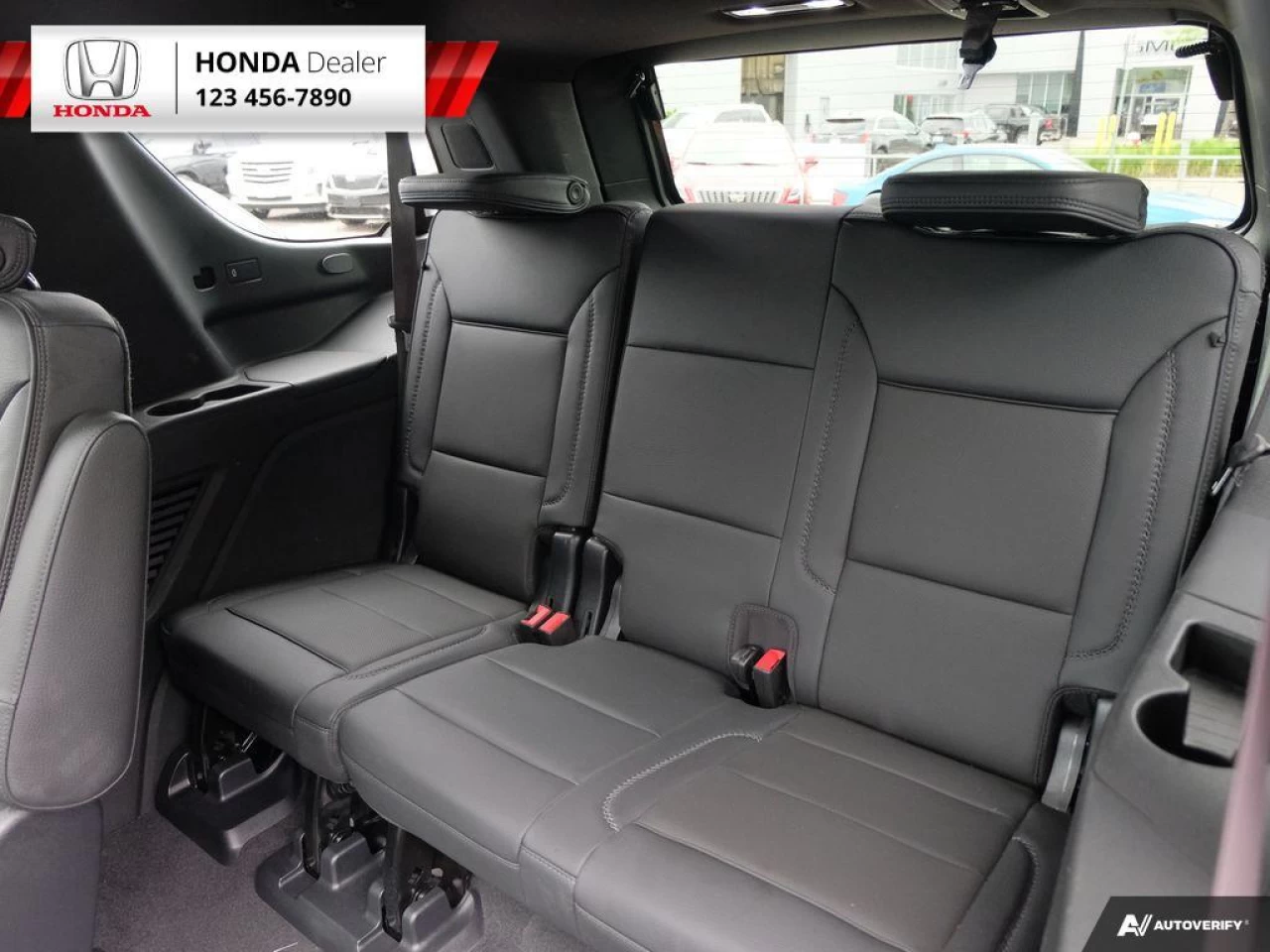 2021 GMC Yukon Denali Main Image