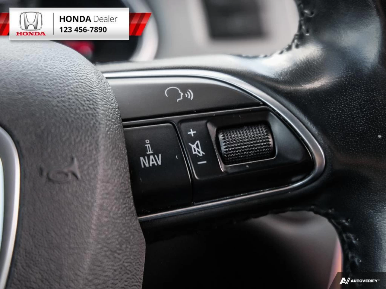 2015 Audi Q7 3.0L TDI Vorsprung Quattro Main Image