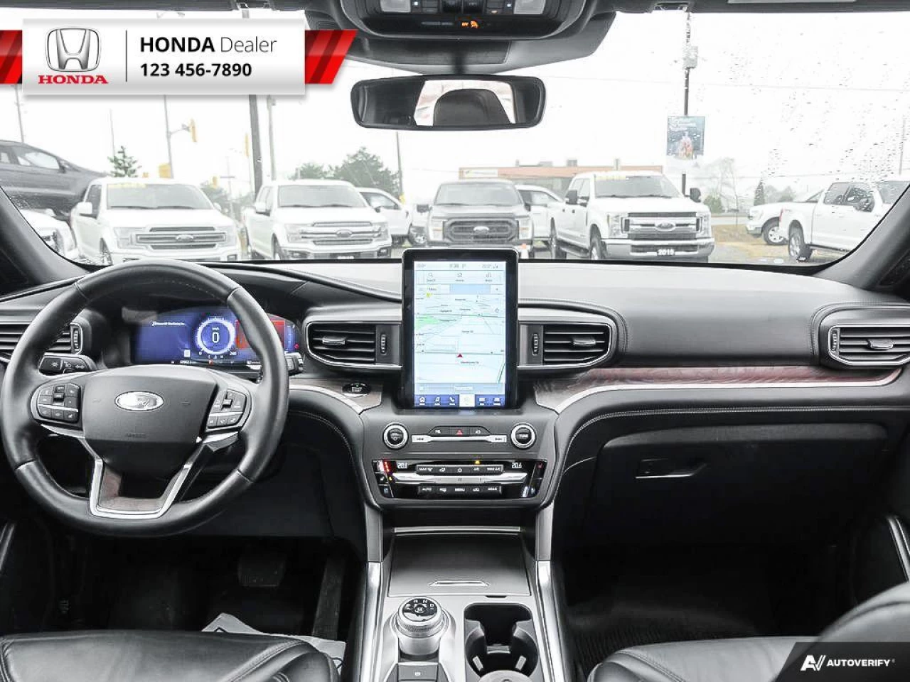 2020 Ford Explorer Platinum Main Image