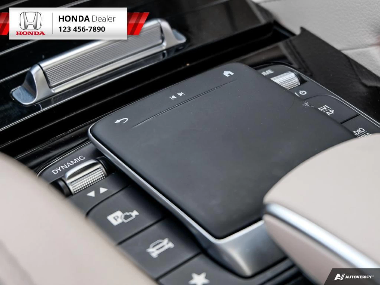 2021 Mercedes-Benz GLE 450 4MATIC Main Image