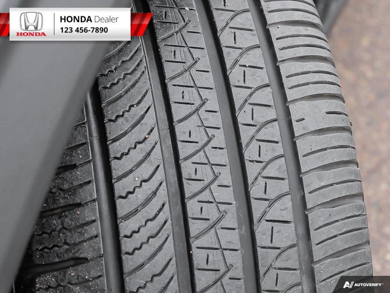 2020 Ford Explorer Platinum Main Image