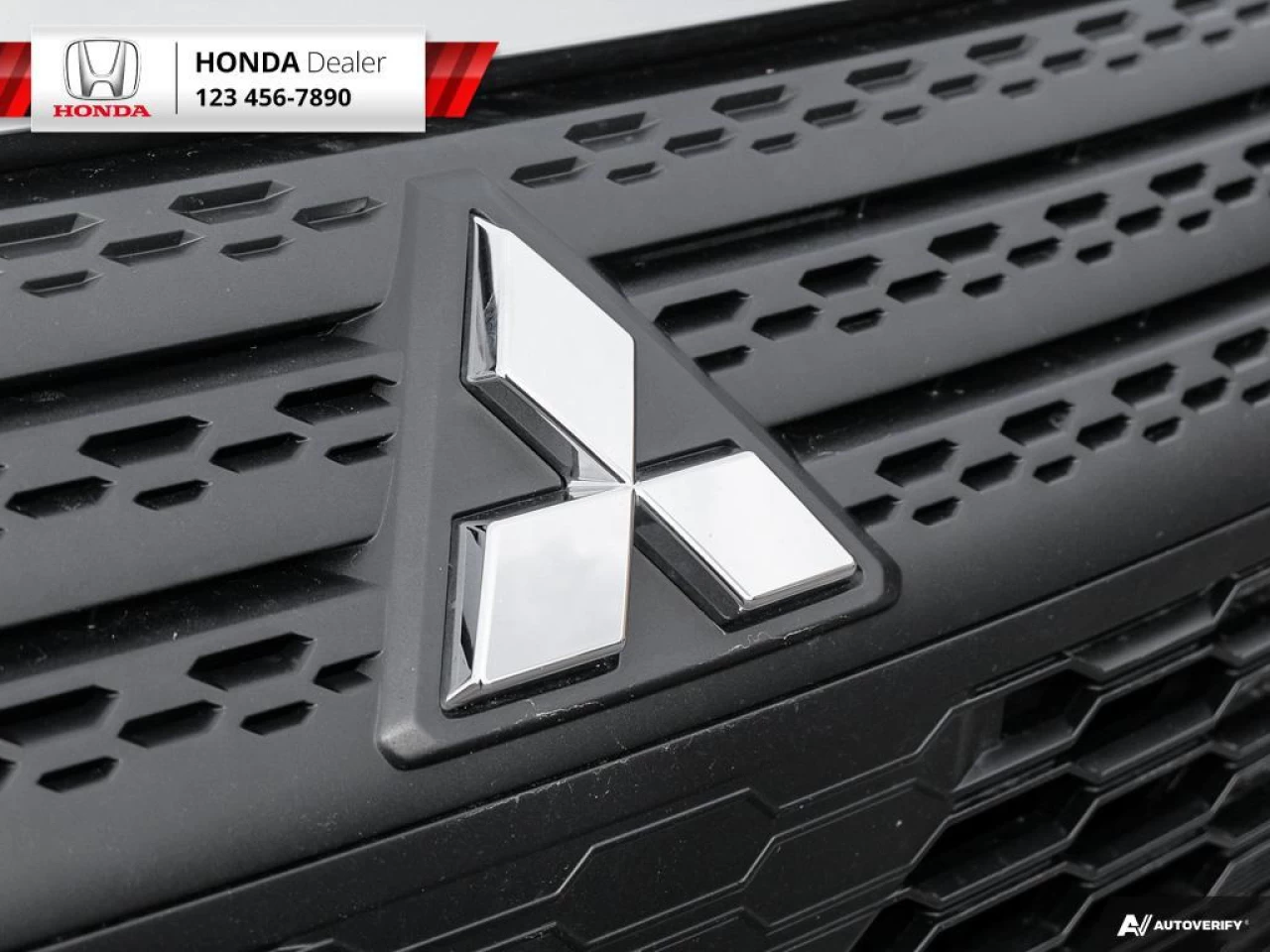 2022 Mitsubishi Eclipse Cross ES Main Image